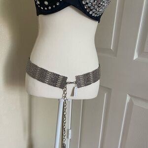 Metallic belt
